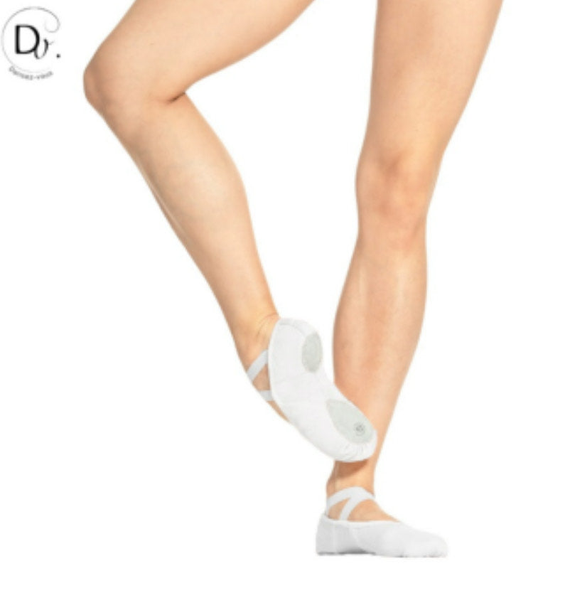 Baltos minkštos šokių tapkutės